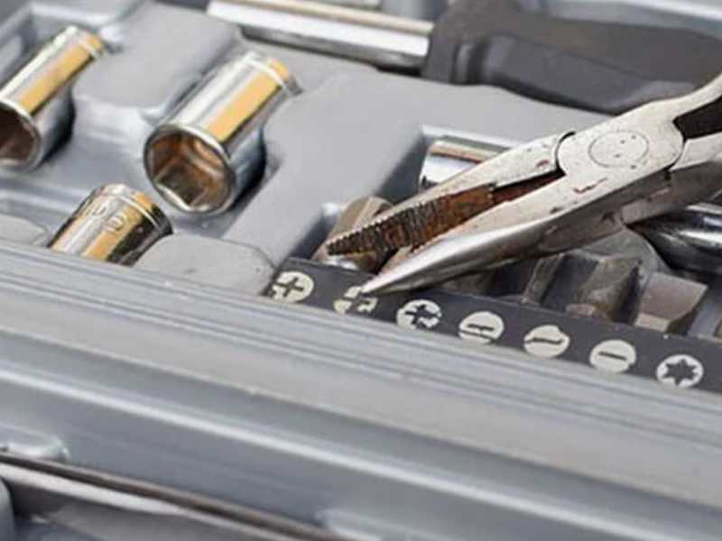 예초기의 기계 유지 보수 및 유지 보수